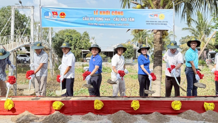 កសាងជនបទថ្មីនៅ ឌិញមី ខេត្តអានយ៉ាង