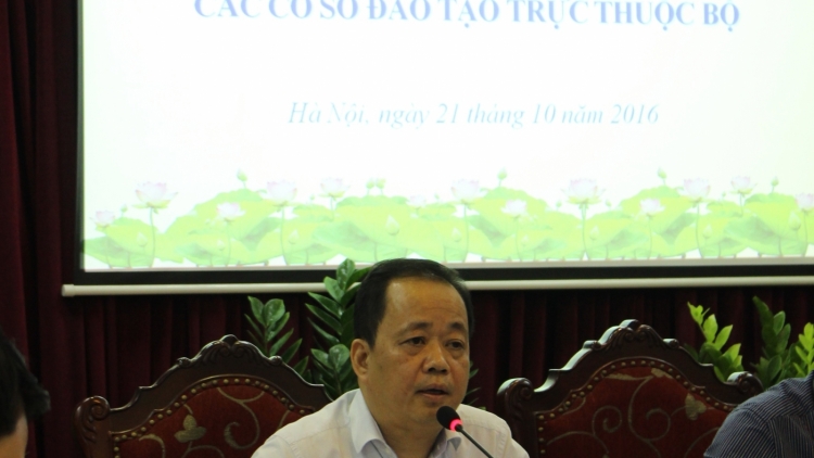 Vinh danh HSSV, vận động viên dân tộc thiểu số tại Hà Nội