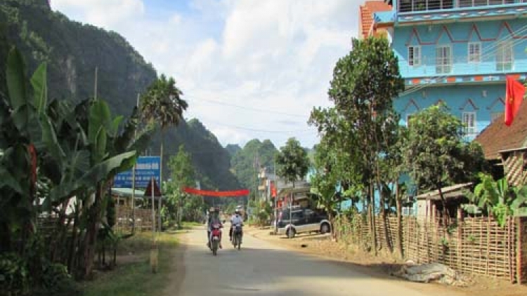 Dân chung tay xây dựng nông thôn mới ở Sơn La