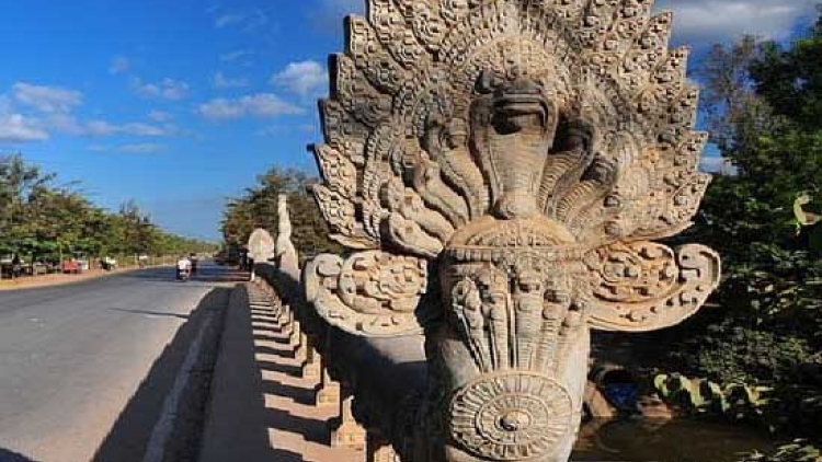 Rồng trong tín ngưỡng của người Khmer