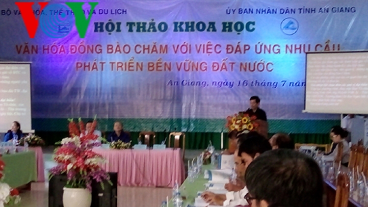 Bảo tồn, phát huy văn hóa Chăm