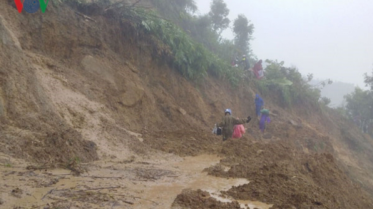 Sạt lở đất tại huyện Đồng Văn