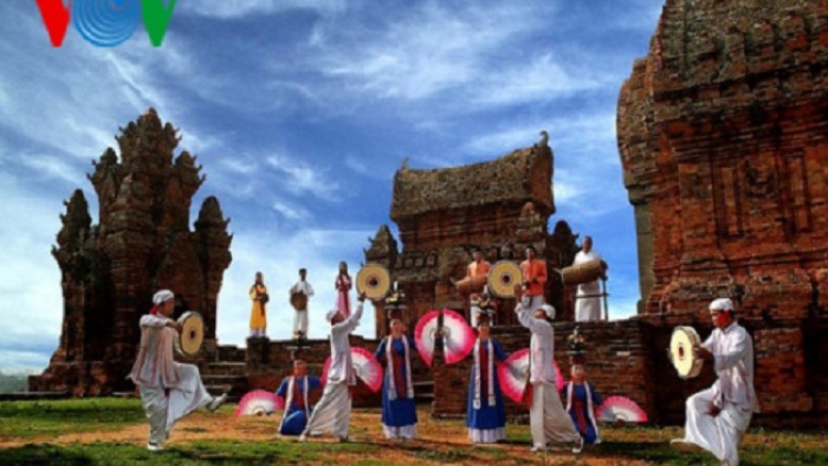 Lễ hội Katê của người Chăm tỉnh Ninh Thuận được công nhận là di sản văn hóa phi vật thể Quốc gia