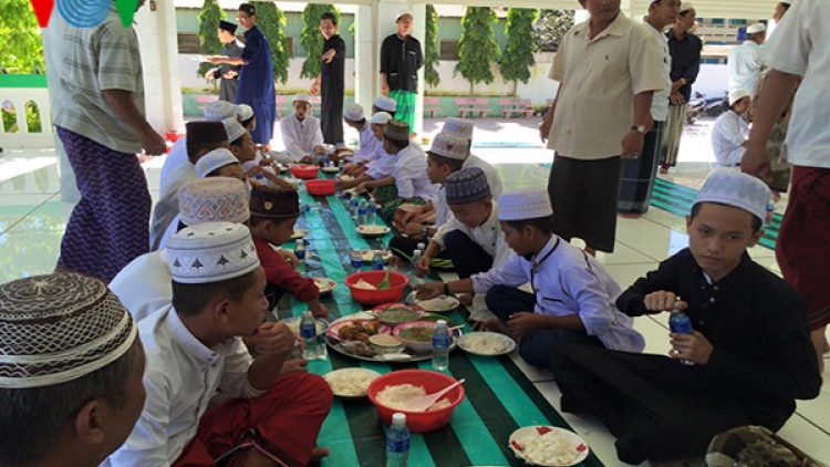 Người Chăm Nam Bộ vui đón Tháng Ramadan