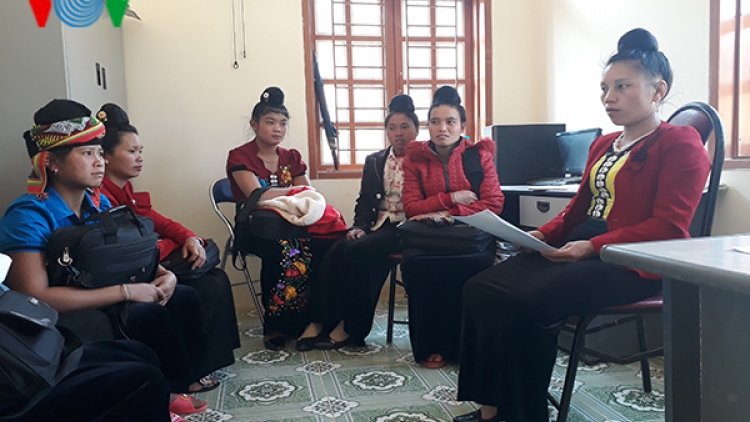 Nữ cán bộ dân tộc Xinh Mun nhiệt tình với công tác Hội