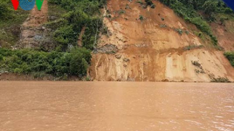Lai Châu: Lật thuyền trên lòng hồ thủy điện, một người mất tích