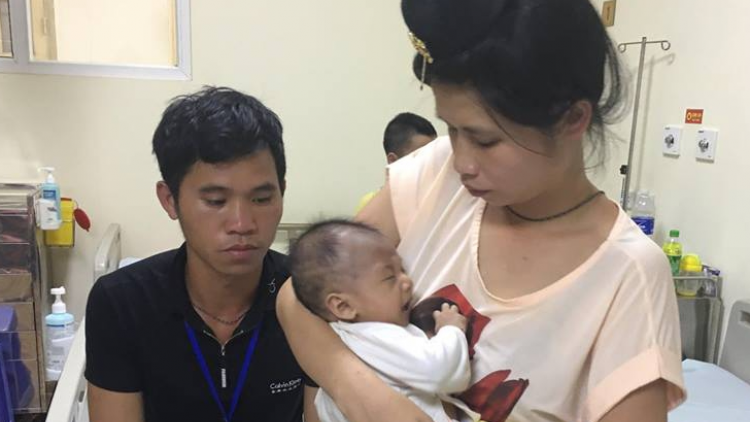 3 tháng tuổi, bé Cà Tiến Dũng đã phải nhập viện vì bệnh tim nặng