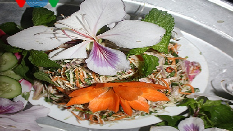 Món ăn từ hoa ban của người Thái Tây Bắc