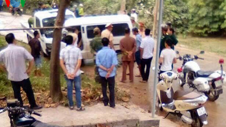 Lạng Sơn: phát hiện một xe ô tô chở gần 300kg pháo nổ