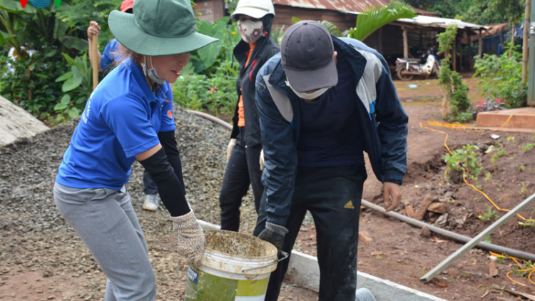 Đắk Lắk: Dấu ấn mùa hè xanh trong xây dựng nông thôn mới