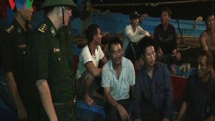 Quảng Ninh: Chưa tìm thấy 3 ngư dân đắm tàu tại Cô Tô