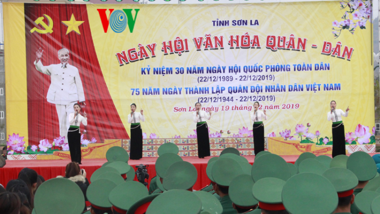 Sơn La: Sôi động Ngày hội văn hóa Quân  - Dân