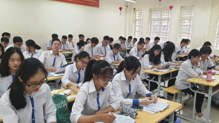 Học sinh lớp 12 chuẩn bị cho kỳ thi THPT