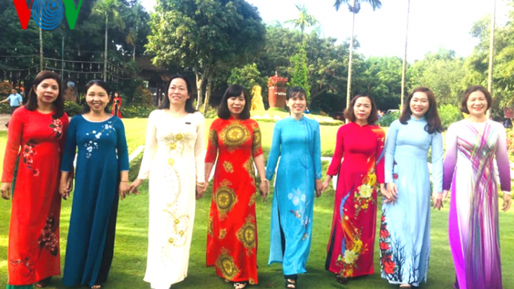Phụ nữ Đắk Lắk hưởng ứng sự kiện “Áo dài - Di sản văn hóa Việt Nam”