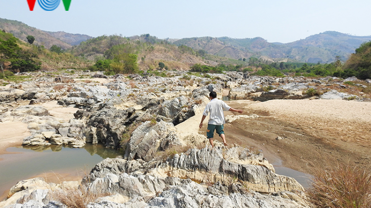 Kon Tum: khắc phục khô hạn do thủy điện tích nước