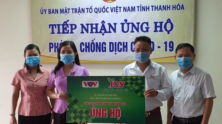VOV trao quà ủng hộ Thanh Hoá phòng chống dịch Covid-19
