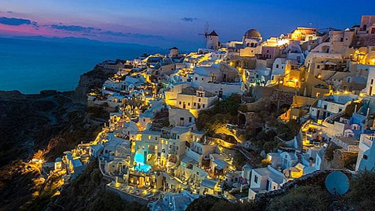 Hy Lạp dẫn đầu Châu Âu về du lịch hè năm 2021