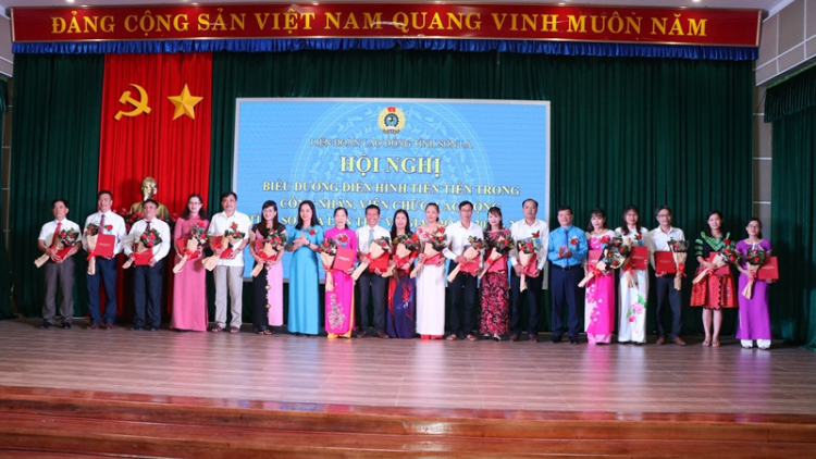 Học và làm theo Bác