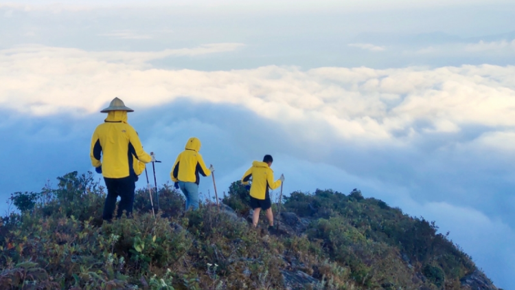 Đến với những đỉnh núi “3 nhất” ở Lai Châu