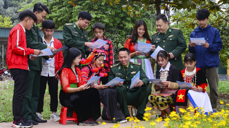 Phổ biến luật Biên phòng Việt Nam nơi vùng sâu vùng xa