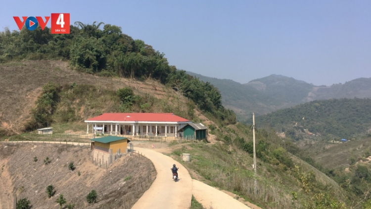 Những con đường làm từ sức dân ở Sơn La