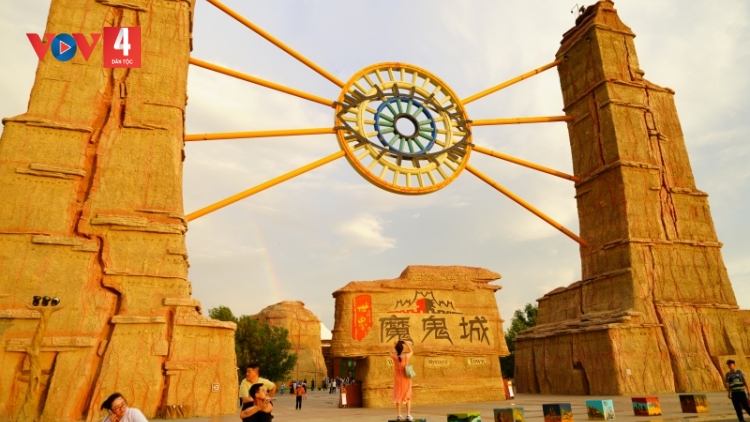 “Thành phố Ma quỷ” ở Karamay – nơi ghi dấu các bộ phim cổ trang bom tấn của Trung Quốc