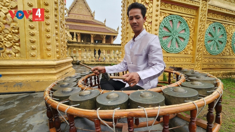 Âm nhạc dân gian của người Khmer