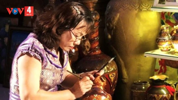 Nguyễn Chế Kim Trung - Nữ họa sĩ dân tộc Chăm vẽ Bác Hồ bằng cả trái tim