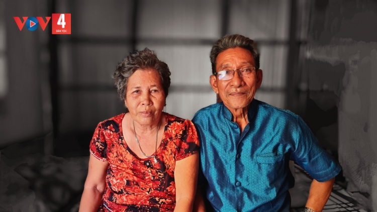 Gia đình Khmer hiếu học – Tấm gương ông Hữu Minh Út 
