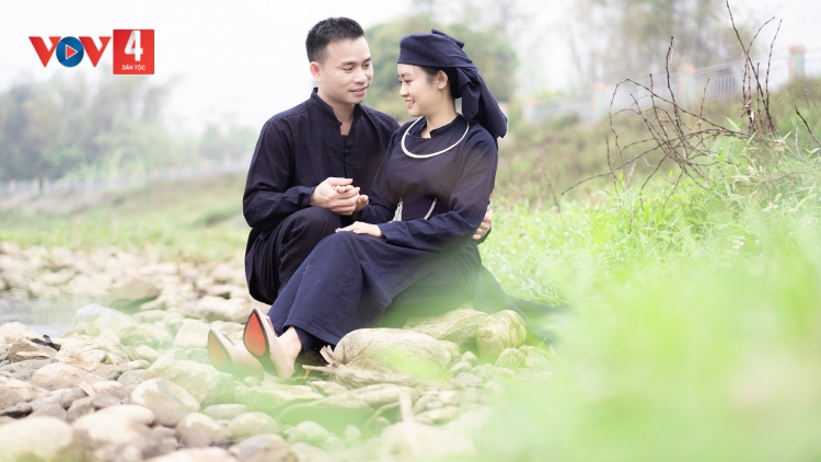 GẶP NHAU GIỮA RỪNG MƠ