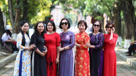 Bài ca phụ nữ Việt Nam