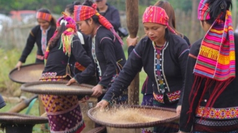 Lễ mừng lúa mới của người Vân Kiều ở Quảng Trị