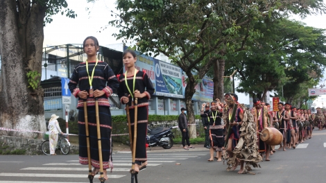 Ngui mơ-ak Festival gru grua čing hơgor Gia Lai thun 2023