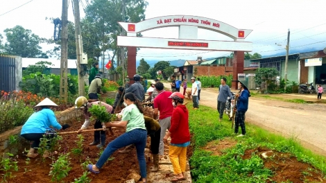 Hrơi anăm man pơdong plơi pla phrâo ƀơi kơdư Di Linh-Lâm Đồng