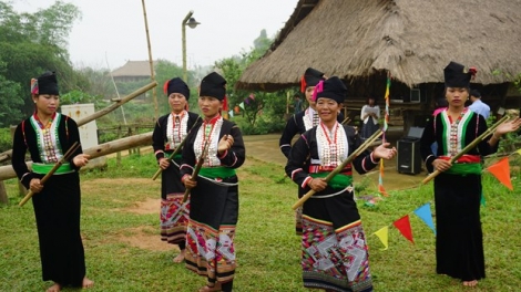 “Hương xuân Tây Bắc” tại Làng Văn hóa - Du lịch các dân tộc Việt Nam