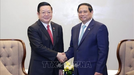 Thủ tướng Phạm Minh Chính sơng Tổng Thư ký ASEAN Kao Kim Hourn