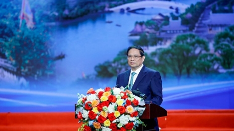 Thủ tướng Phạm Minh Chính râng Rƀŭn nchră mbơh dăp rgum n’gor Ninh Bình 