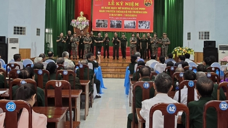 Hên tơdroăng Leh tơbâ 65 hơnăm hâi po troăng kân Trường Sơn – Troăng kân Hồ Chí Minh 