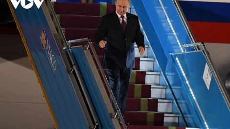 Khua mir sir dêh čar ơi Vladimir Putin rai čuă sit nik Việt Nam