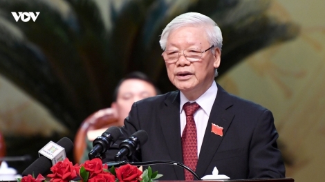 Tổng Ƀí thư ồng Nguyễn Phú Trọng sồr lơh bàr pe kơnòl broă tờm gơ wèt mờ Đảng ủy Kwang àng Dà lơgar 
