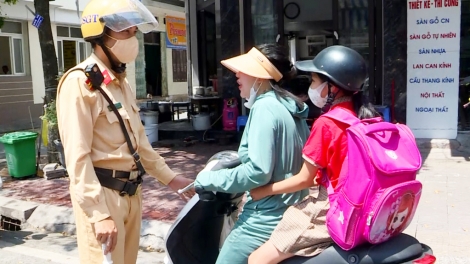 Ngon tô thứ 2 mự 09 căm bườn 9 pì 2024 – Tiện tô cắp lung Hoàng Văn Học, Chủ tịch UBND xã Mương Giôn, huyện Quỳnh Nhai, tỉnh Sơn La ma tang nhẳn pao tiêng àn xók tang hẳư học sình hùa pì ép mắư 2024-2025