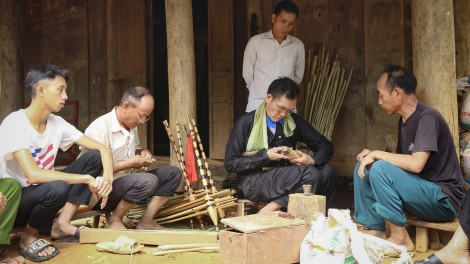 Giữ gìn điệu khèn Mông trên cao nguyên đá Tủa Chùa