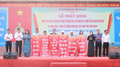 Dak Lak pok phun “Rơwang hrơi tơjuh pơhrăm na nao” 