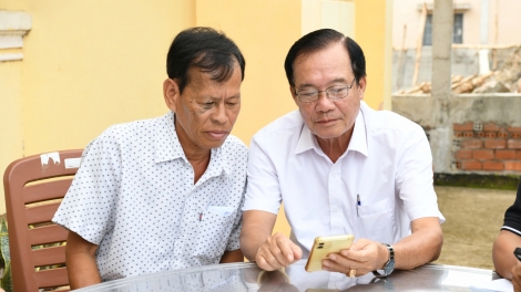 ខេត្តសុកត្រាំង ក្រុមបច្ចេកវិជ្ជាឌីជីថុលសហគមន៍ពង្រីកប្រសិទ្ធភាពនៃការធ្វើបរិវត្តកម្មឌីជីថុល។