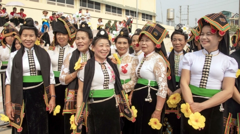 Ngon tô thứ 2 mự 18 căm bườn 11 pì 2024- Bai thàm lung Tòng Văn Hịa, Bản Mong, xã Hua La, thành phố Sơn La, tỉnh Sơn La