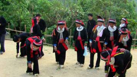 Lễ cấp sắc người Dao áo dài ở Hàm Yên