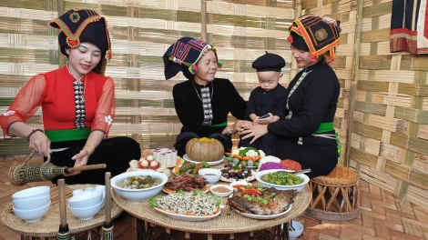 Mâm cỗ Tết của đồng bào Thái và những ước vọng đầu xuân
