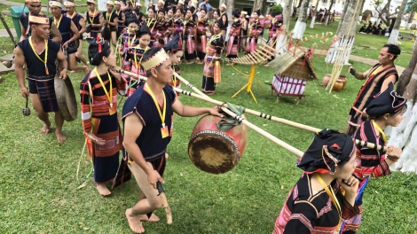 Loạt bài: Hành trình từ lầm lỡ trở về với buôn làng - Bài 3: Xuân ấm áp trên những buôn làng Tây Nguyên