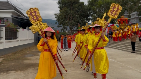 Biên giới Sơn La khai hội dâng hương Đền thờ Hai Bà Trưng