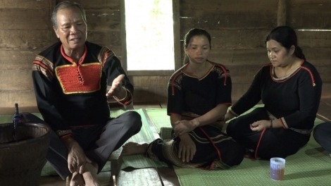 Kể khan chàng Dăm Săn (Yăldliê khan Dăm Săn)